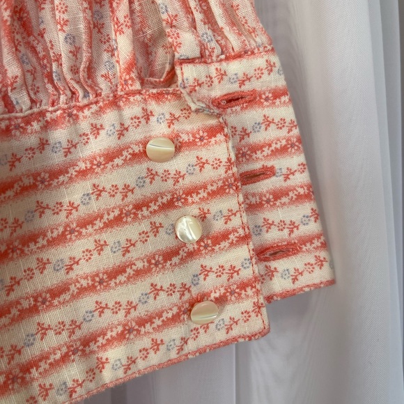 Free People buttons up bohemian dress with long sleeves.Perfect for summer. - Picture 2 of 10